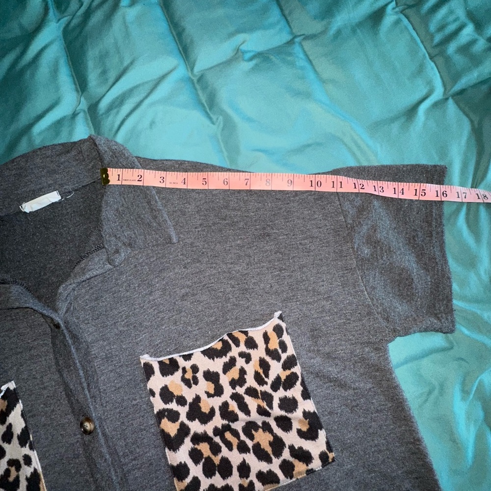 Oversized button front - Picture 5 of 6